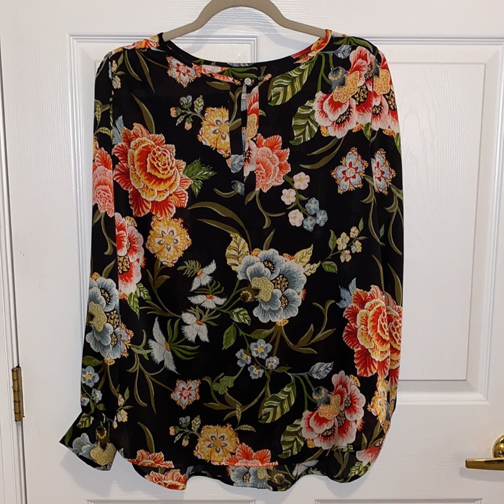 LOFT W’s MED Loose Black Floral Pullover L/S Blouse